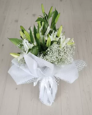 Antalya Çiçekçi,Antalya Çiçek Siparişi | Küresel Çiçekçilik | Çiçekçi Antalya BAHAR KOKUSU LİLYUM BUKETİ BK01